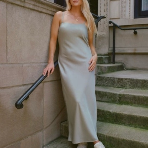 Abercrombie & Fitch Satin Slip Dress Size XSP Sage Green Side Zip - Picture 1 of 11